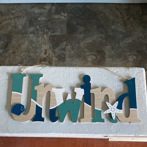 NWT Coastal Wooden UNWIND Decoration Sign w/ Shell 🐚 & Starfish - Picture 10 of 17